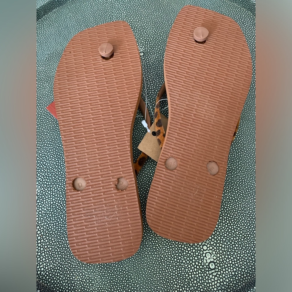 Havaianas NWT Women’s Flip Flops Beach Sandals  size US 7/8 ~ Cheetah - Picture 10 of 13